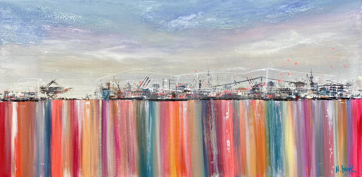 Leitlichter von Nina Groth – Hafenlandschaft mit Lichtreflexionen und weiter Horizontlinie